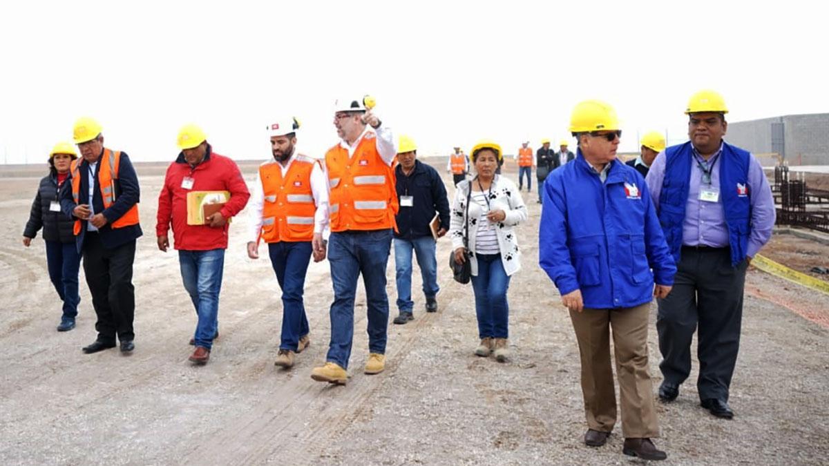 Autoridades de Ilo visitan construcción de nueva Planta de Ventas de PETROPERÚ