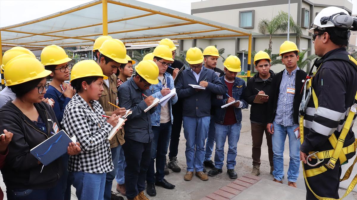 Students from the university of Cusco visited the Conchán Refinery