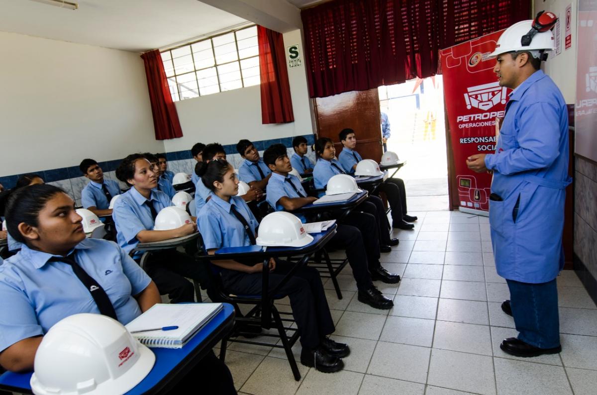 Cerca de dos mil escolares fortalecerán sus habilidades y competencias laborales