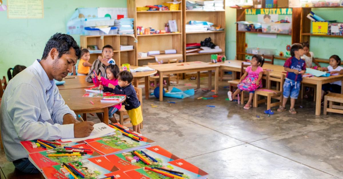 Estudiantes de la Amazonía recibirán reforzamiento escolar en su lengua natal