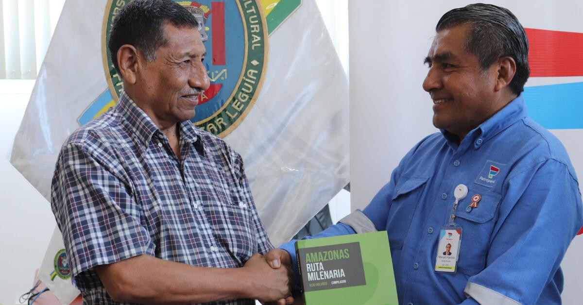 Petroperú entregó libros Copé a entidades públicas de Bagua