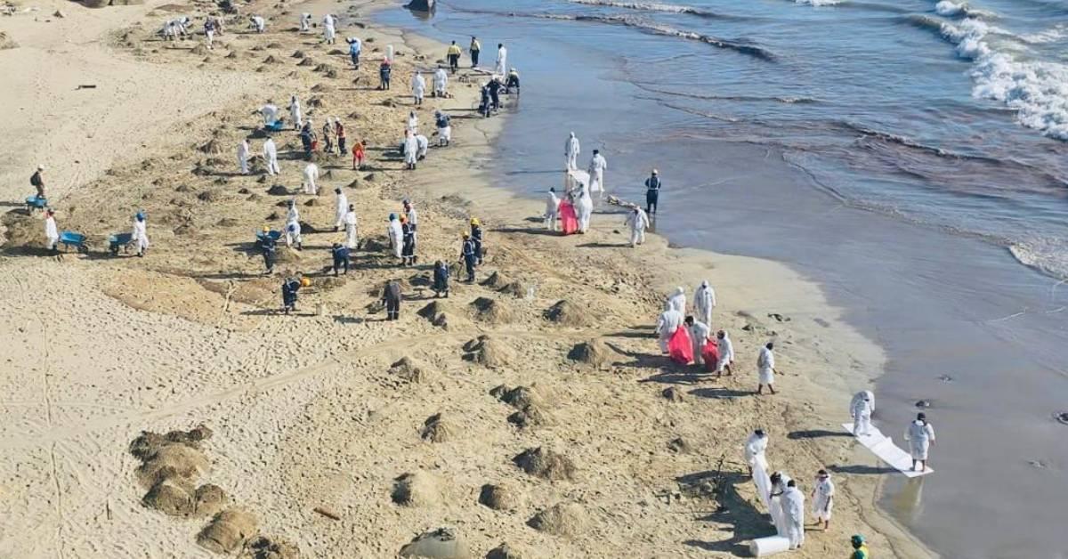 Petroperú activates protocol due to presence of hydrocarbons on Talara beach