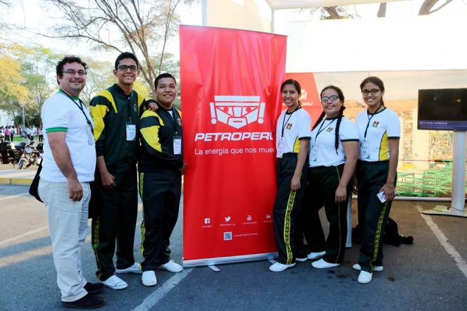 PETROPERÚ apoya a estudiantes talareños en la ECOTON 2018