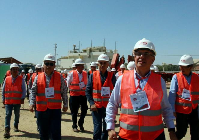 Businessmen and representatives of the armed forces visited construction of New Talara Refinery