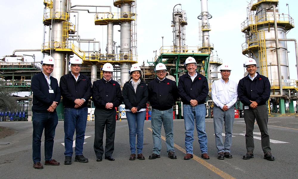 Vice minister of Hydrocarbons and president of PETROPERÚ make inspection visit to the Conchán Refinery