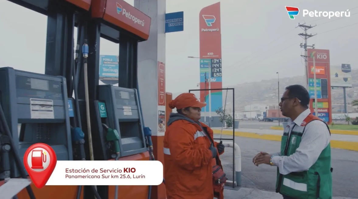 Precios bajos y buen servicio - Estación de servicio Kio de la Panamericana Sur